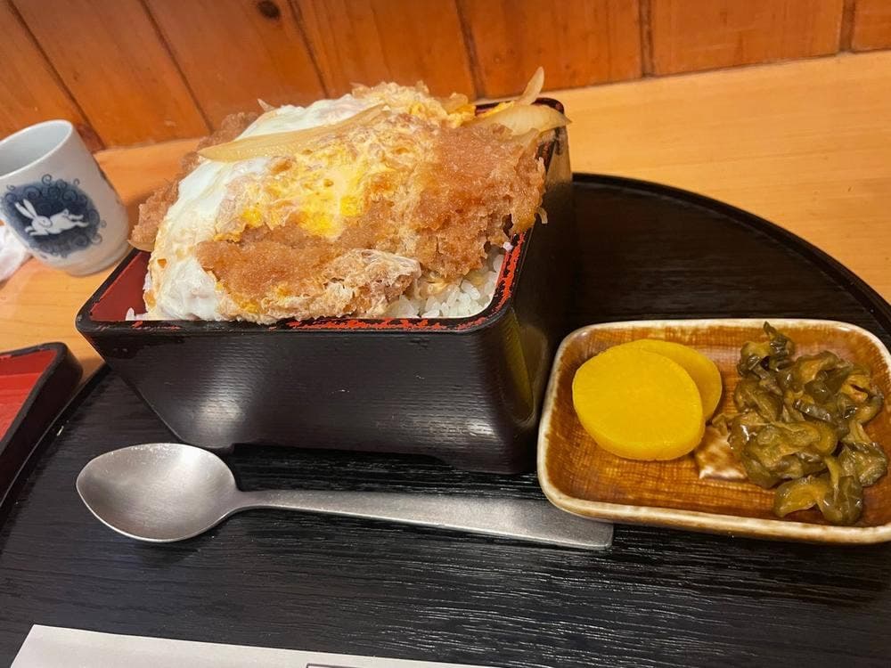 とんかつ 館
