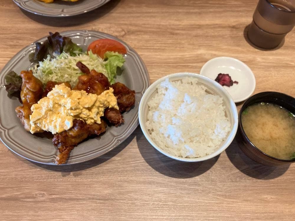 鶏肉と卵 幸の鳥 立川立飛店
