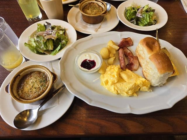ロイヤルホスト 茨木店 - サブ画像1