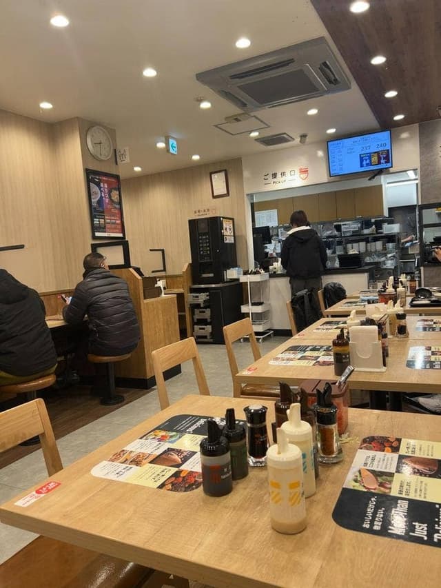 松屋 高崎駅前店 - サブ画像3