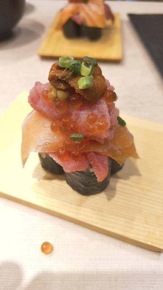 寿司 魚がし日本一 京橋エドグラン店