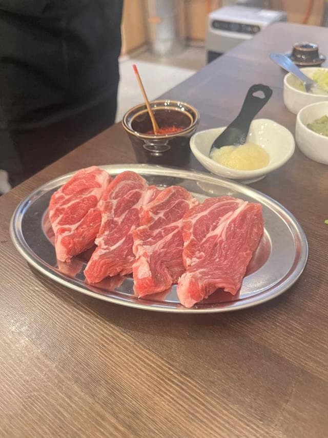 札幌塩ホルモン やばホル本店 - サブ画像1