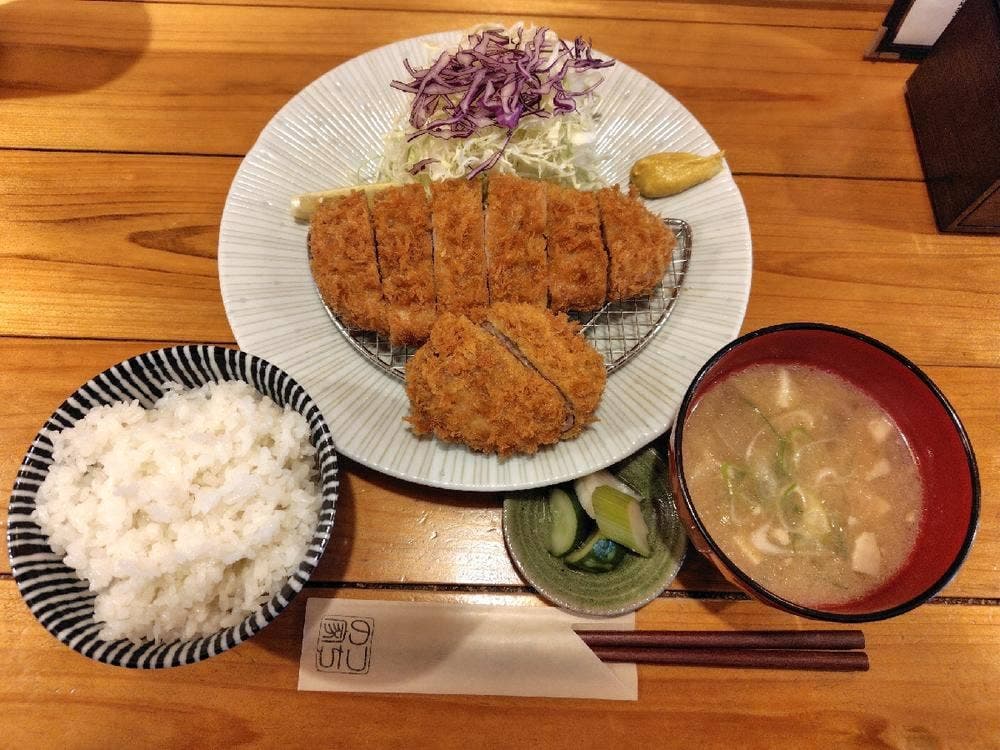 とんかつ つちの家