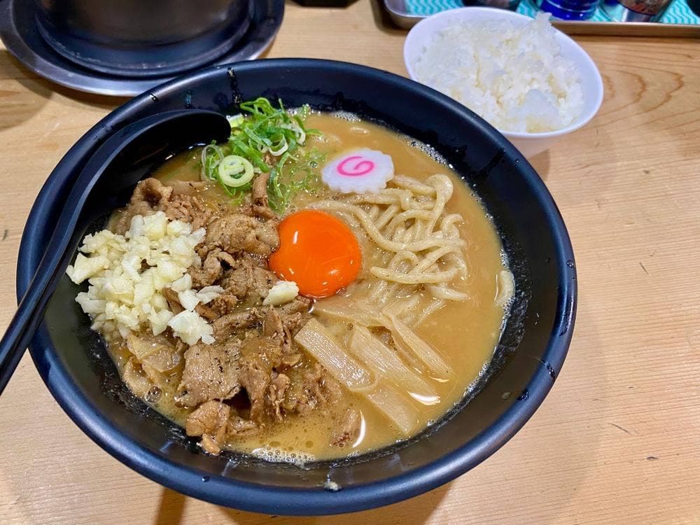 肉玉そばおとど 新宿店