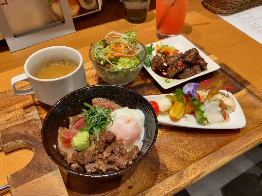 あか牛Dining yoka-yoka KITTE博多店