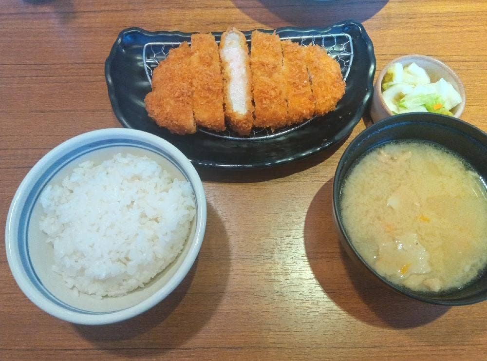 かつはな亭 小山店