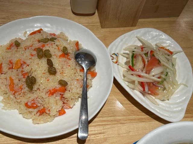 ウイグル料理ドラン＆ 牛家兄弟蘭州牛肉麺 池袋店 - サブ画像1