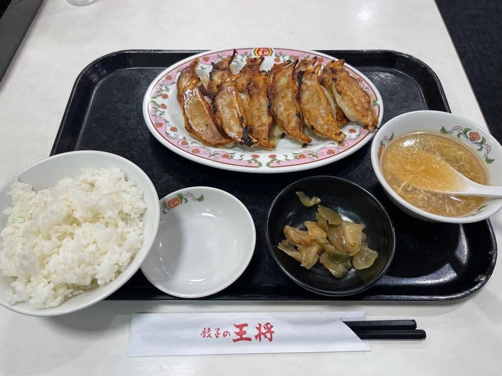 餃子の王将 鶴川駅前店