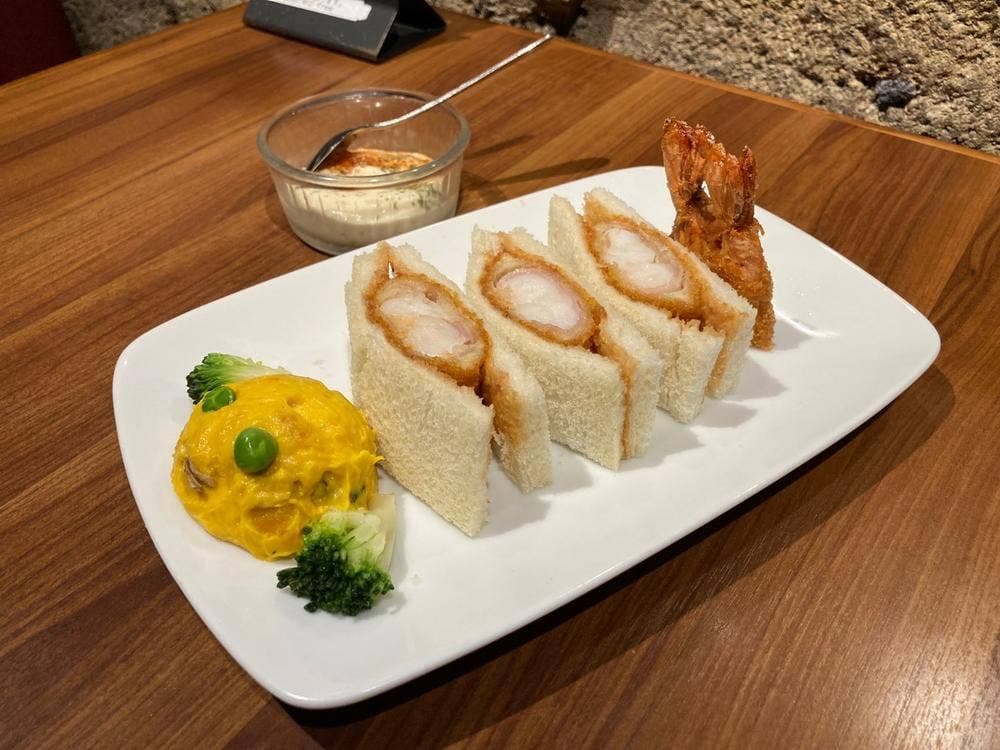 怪獣酒場 新橋蒸溜所