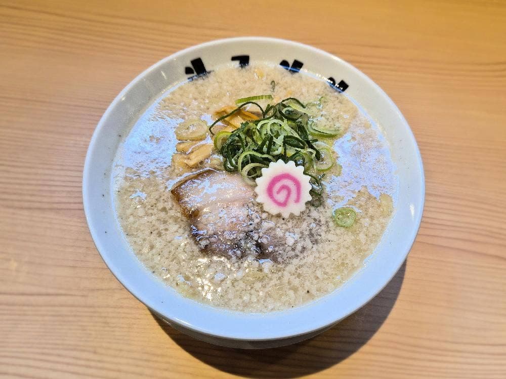 手揉み中華そば まるもも