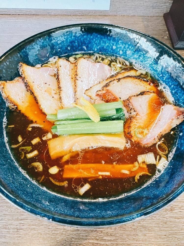 麺とスープの店 歩き出せ、クローバー