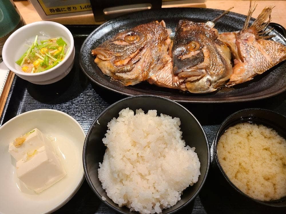 しゅん 新宿パークタワー店