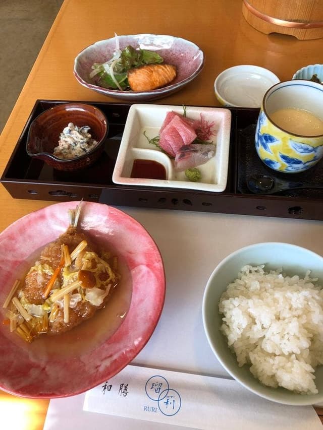 和膳 瑠莉 - サブ画像1