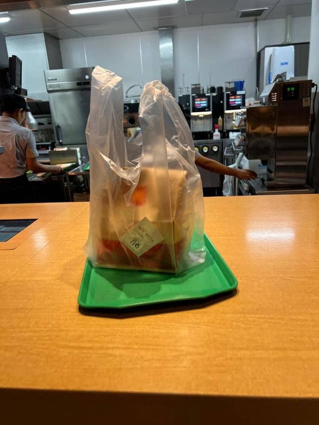 マクドナルド 晴海通り豊洲店 - サブ画像3