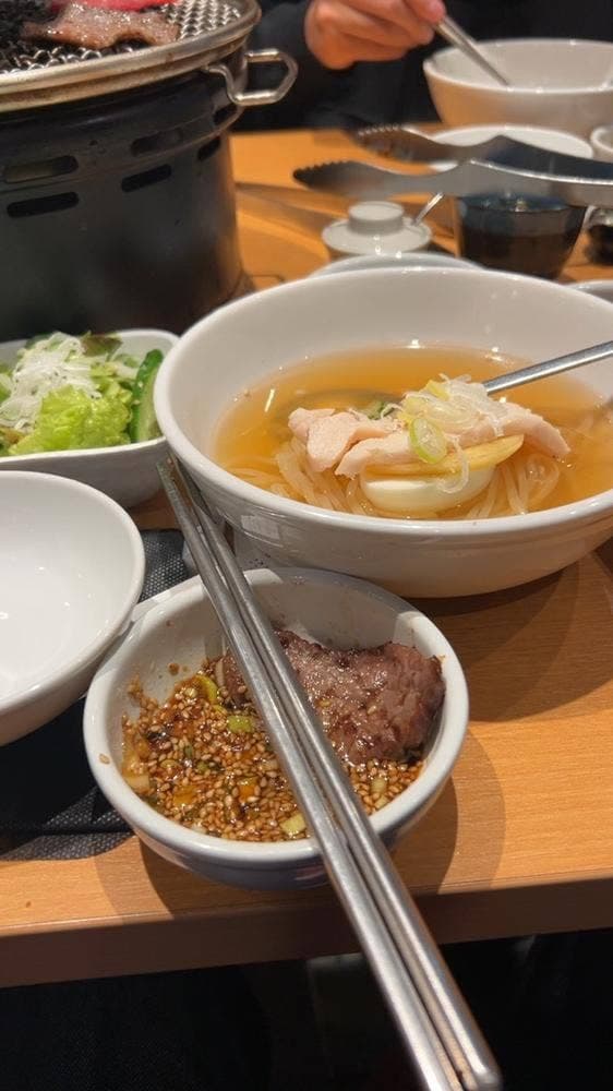和牛一頭焼肉手打ち冷麺 房家 東京駅店