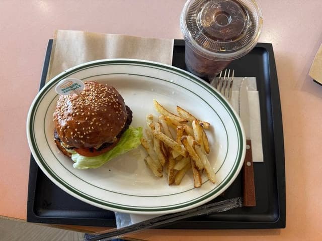 BURGER TERRACE 大宮店 - サブ画像1
