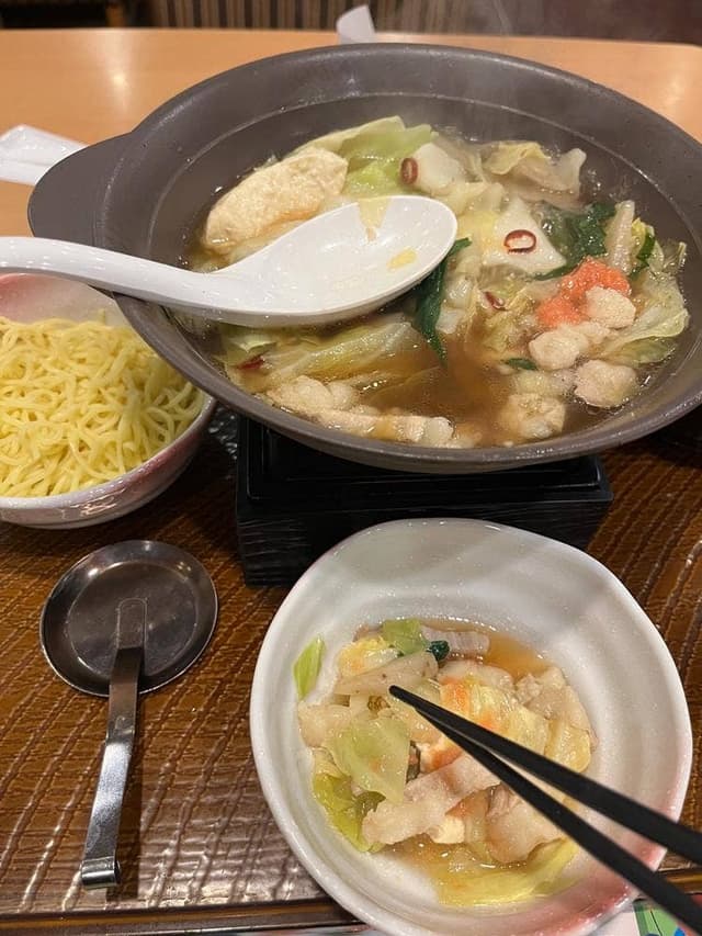 ガスト 新居浜店 - サブ画像1
