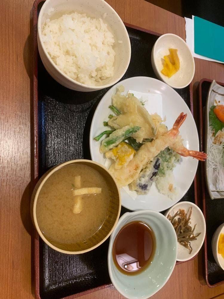 大衆食堂 定食のまる大 多摩センター店