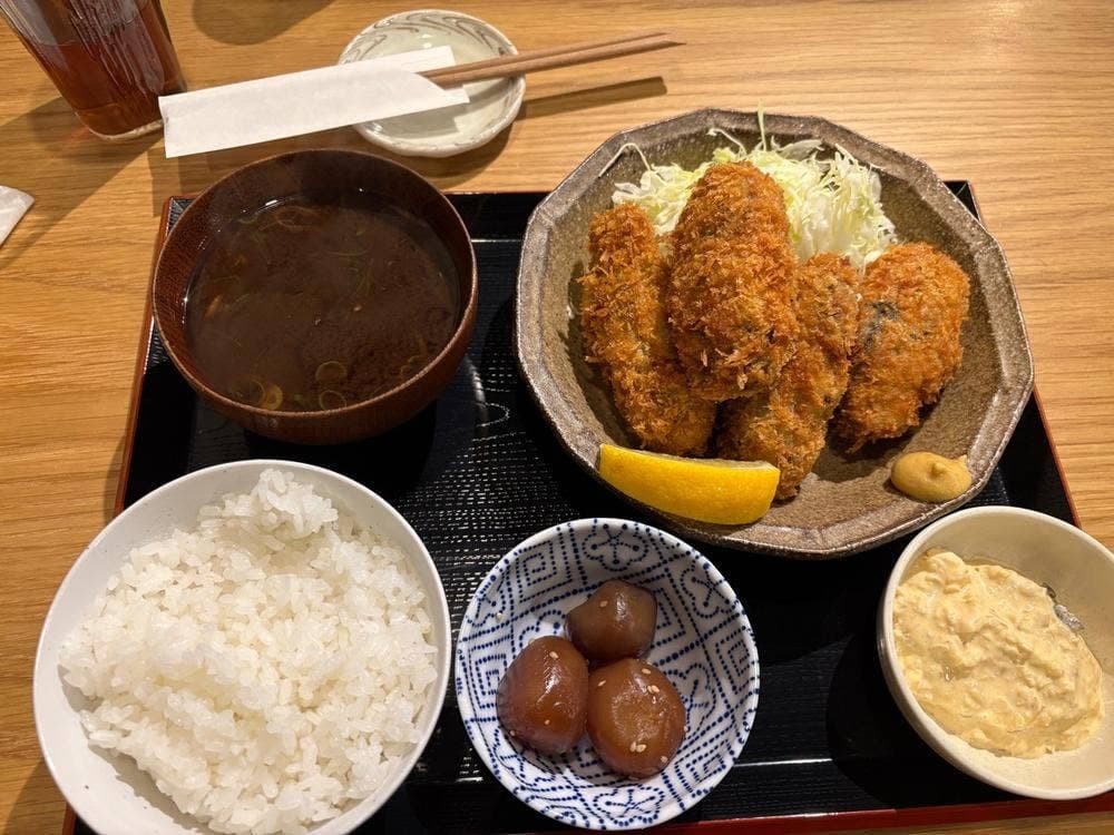 魚とよ