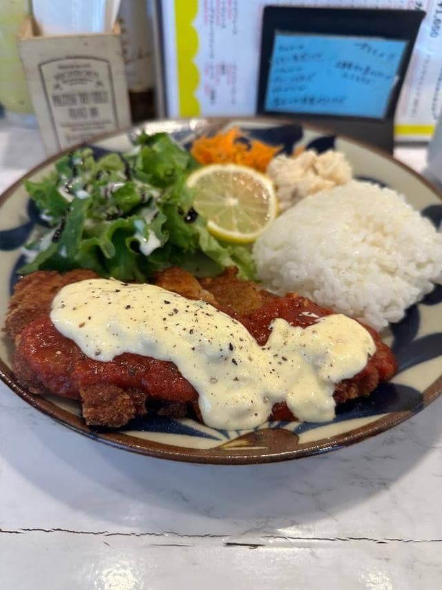 カプリ食堂 - サブ画像1