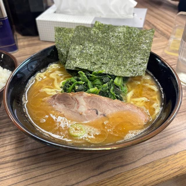 横浜ラーメン 武蔵家 松戸店 - サブ画像1