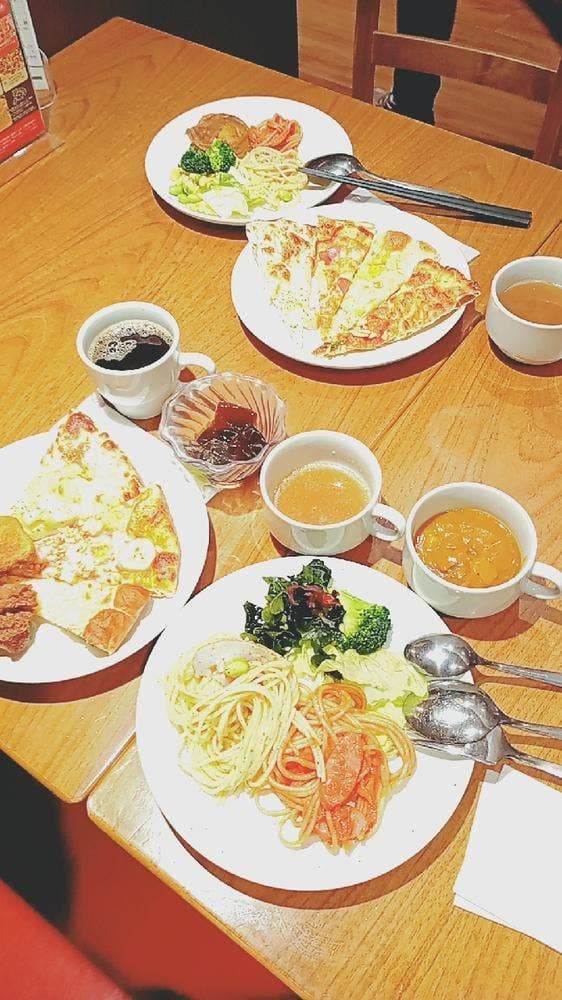Shakey's 新宿セノビル店