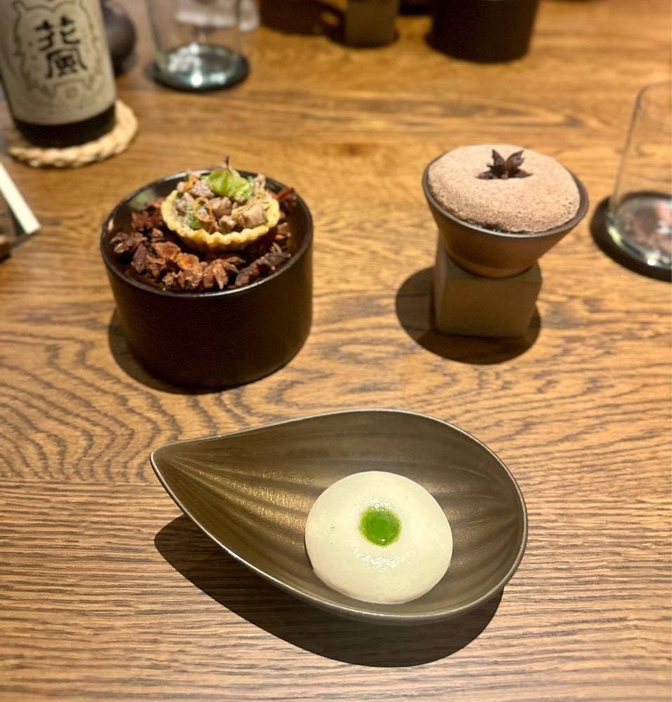 Nén Tokyo