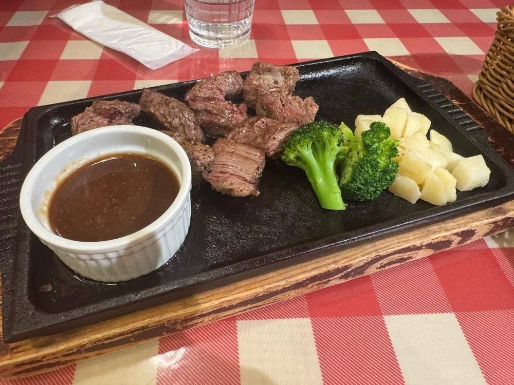 イタリアンダイニング DONA 新宿東口店