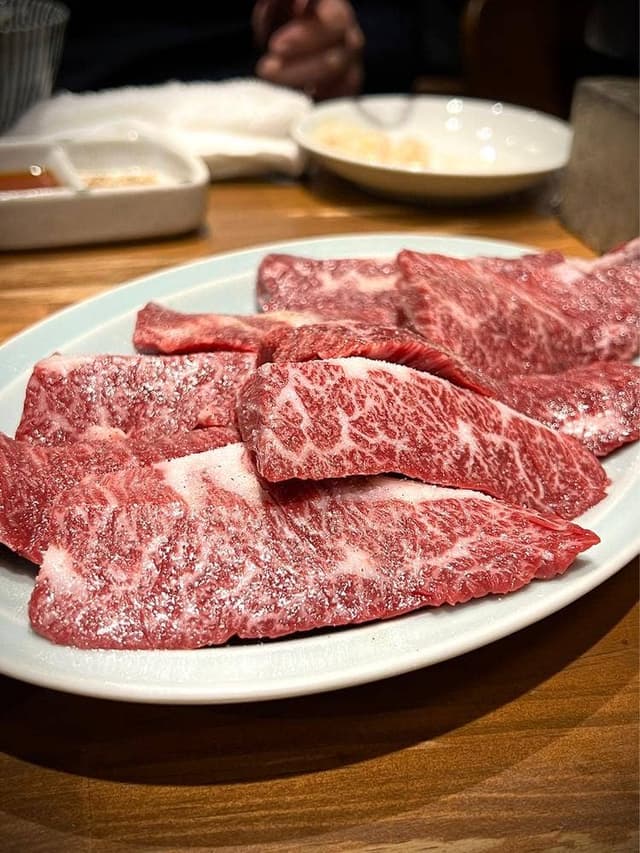 炭火焼肉ホルモンさわいし - サブ画像1