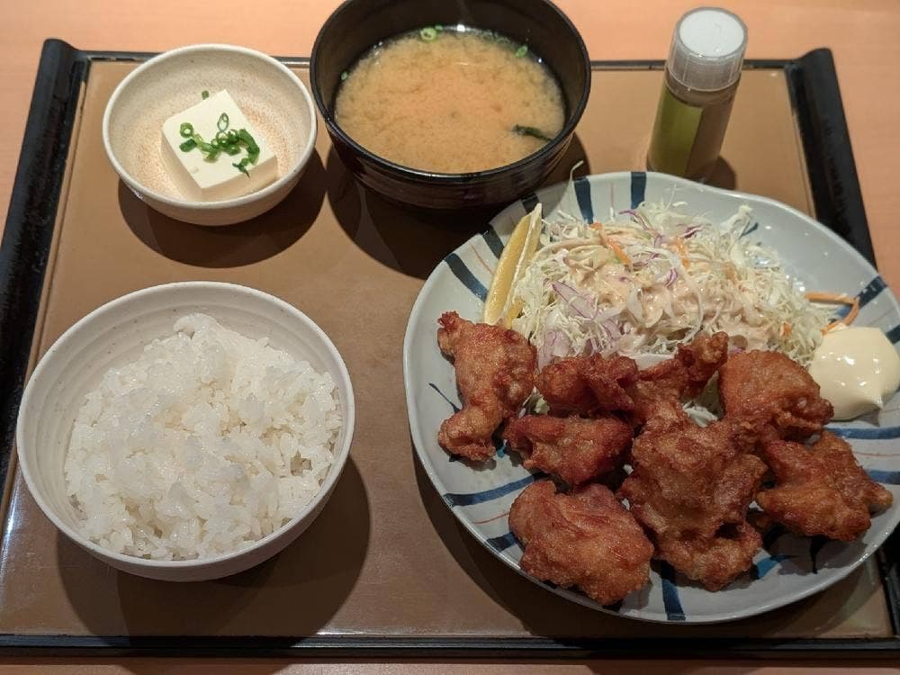 やよい軒 久御山店
