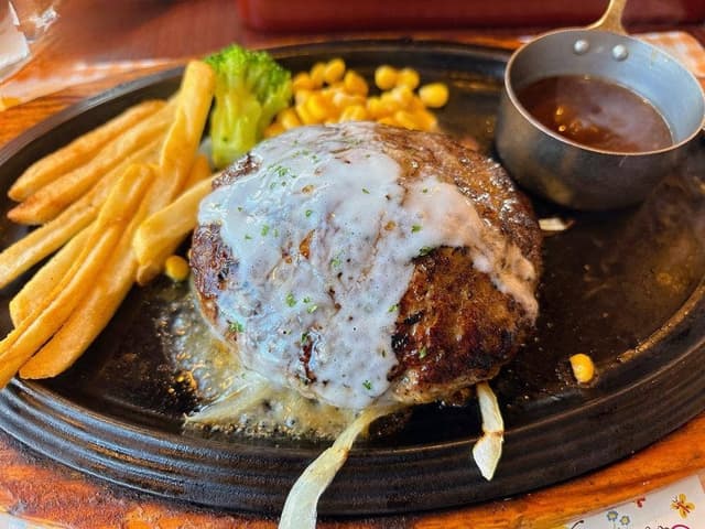 ロイヤルホスト 座間店 - サブ画像1