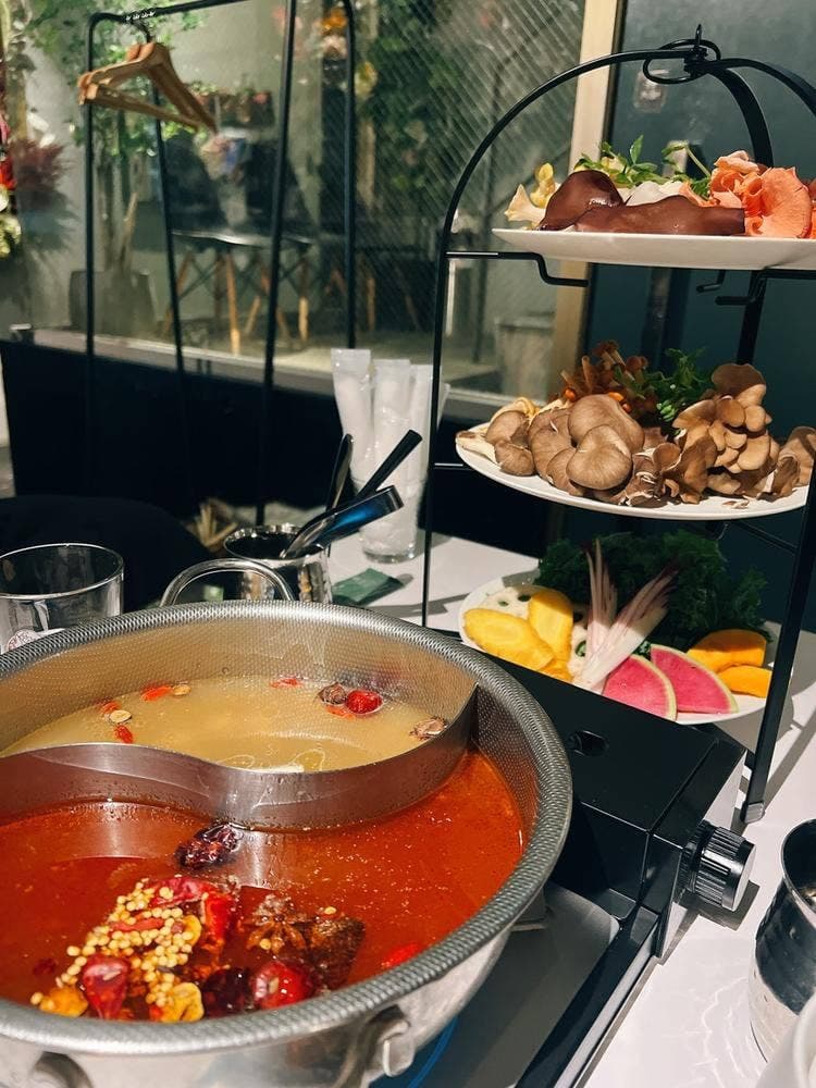 美容薬膳火鍋 美鍋