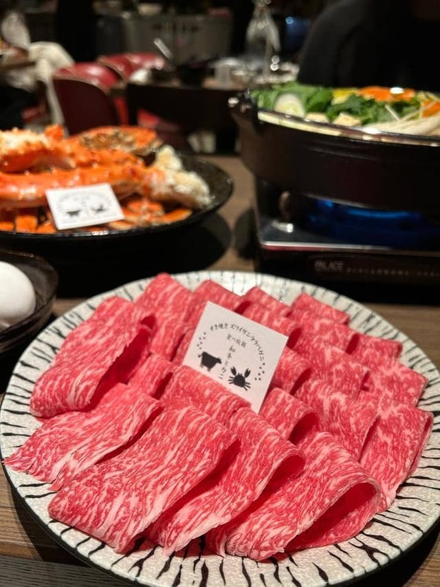 すき焼き ズワイガニ・タラバガニ食べ放題 和牛とカニ 三条河原町店 - サブ画像2