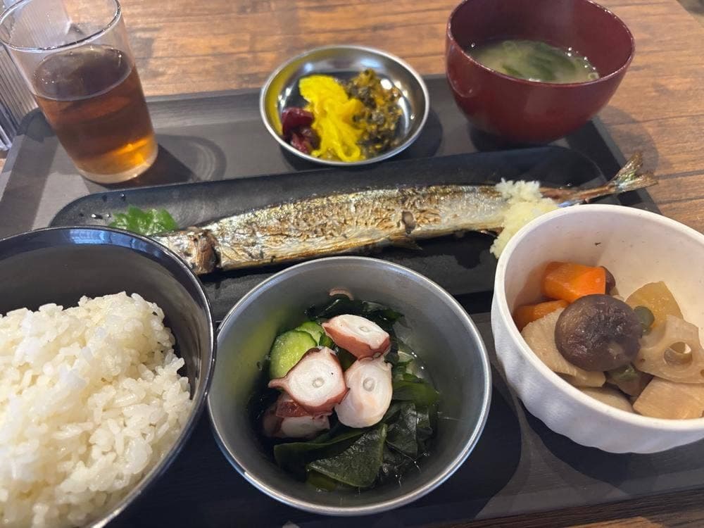 真庭スタンドしげとう