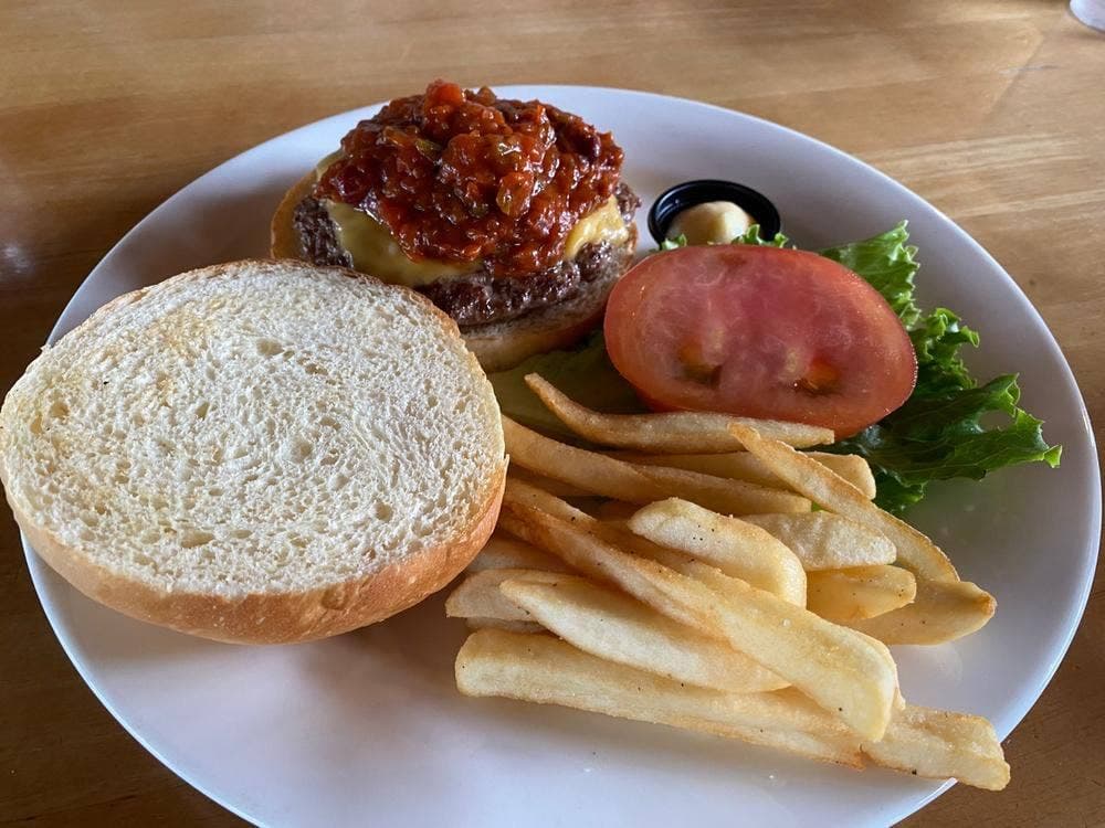 ストロングボスサルーン