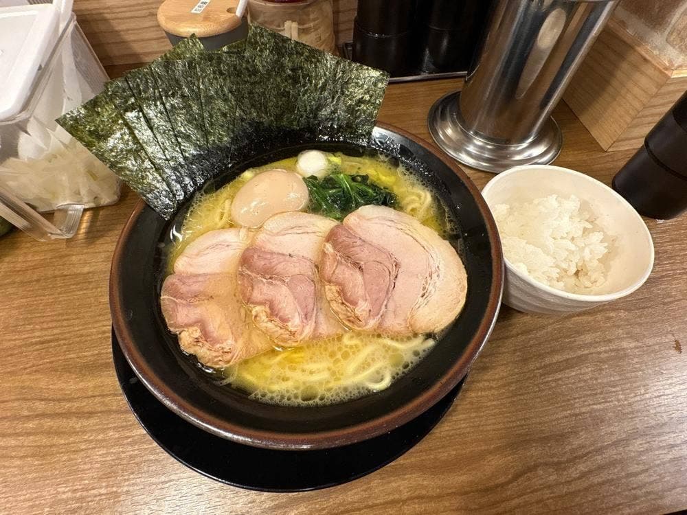 横浜家系ラーメン 咲く家