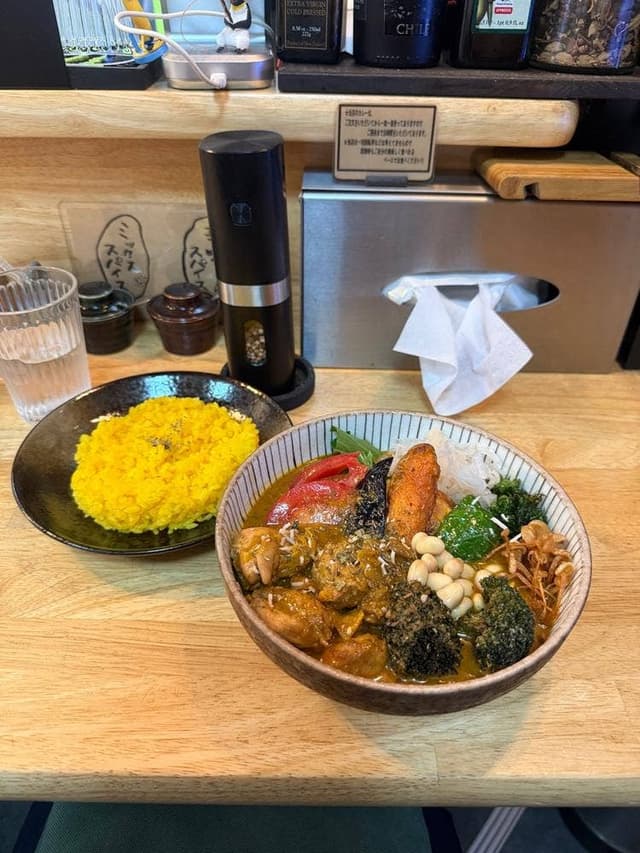 カレーの吉田屋 - サブ画像3