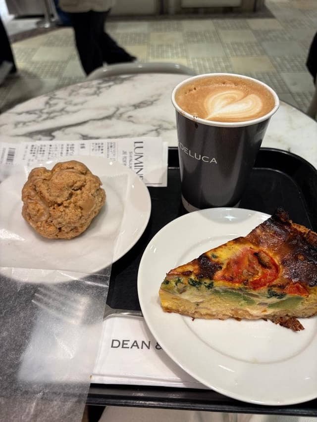 DEAN & DELUCA 新宿 - サブ画像1