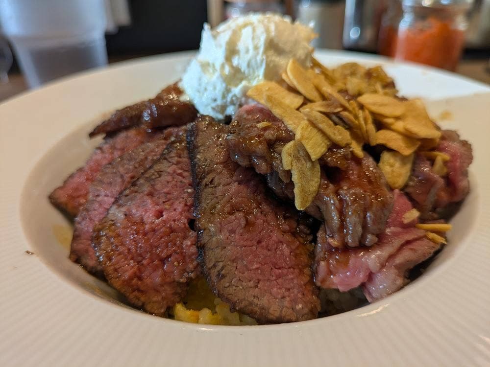 ステーキライスとカレーの店 センタービーフ 西新宿店