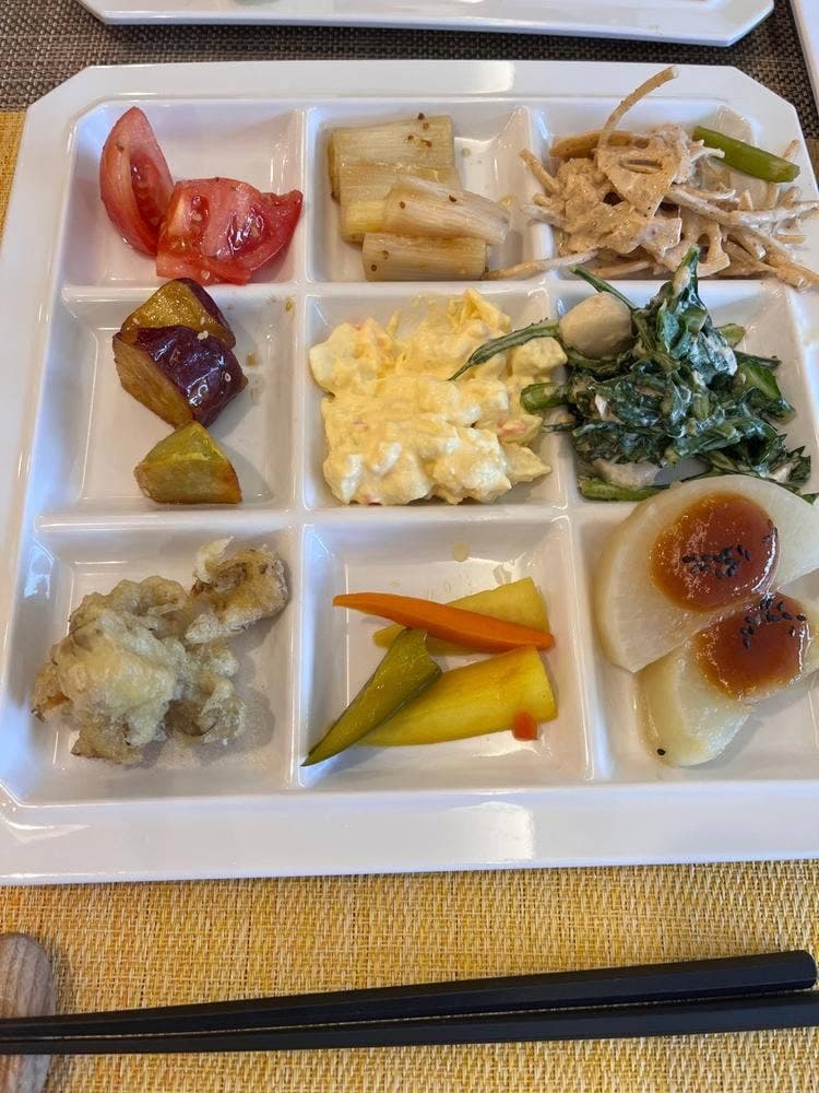 ビュッフェレストラン アトリエ