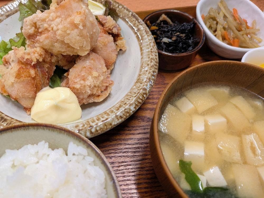 よしよし食堂