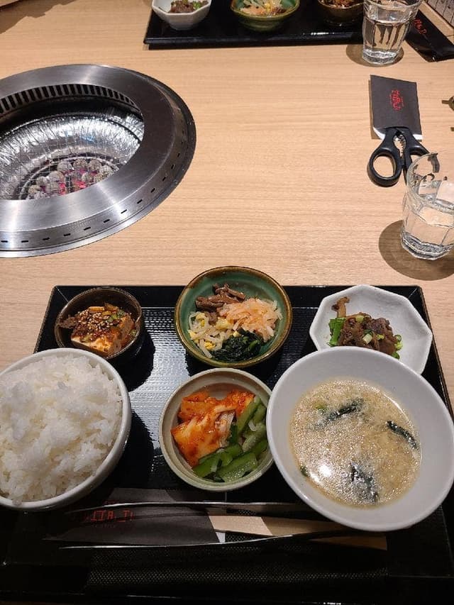 焼肉トラジ 日比谷店 - サブ画像2