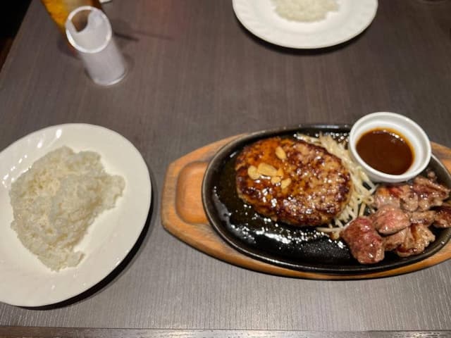 MEAT・RUSH ヨドバシ梅田店 - サブ画像1