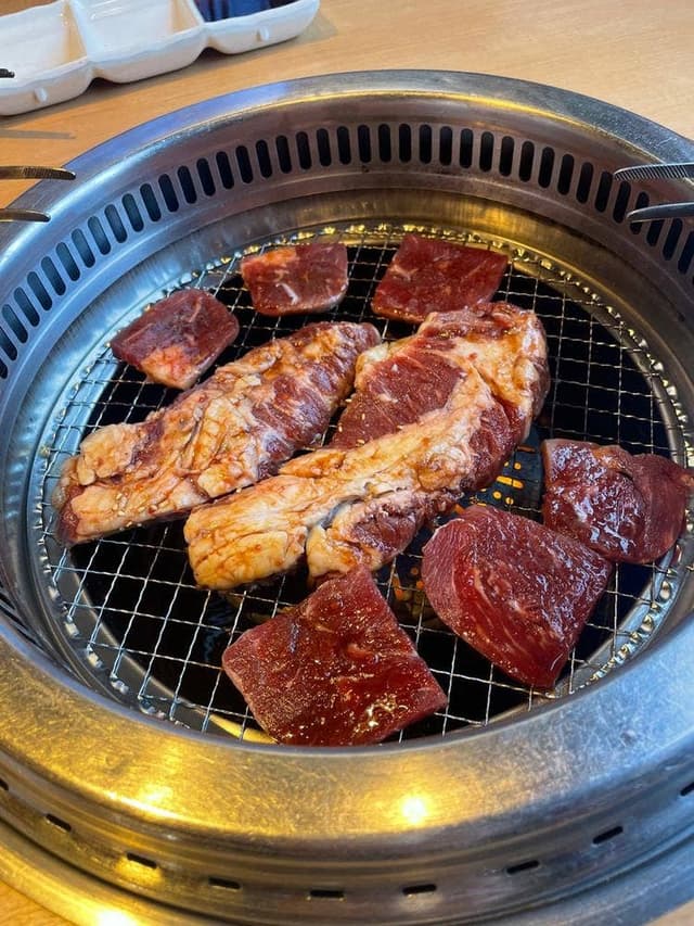 焼肉きんぐ 京都桃山店 - サブ画像1
