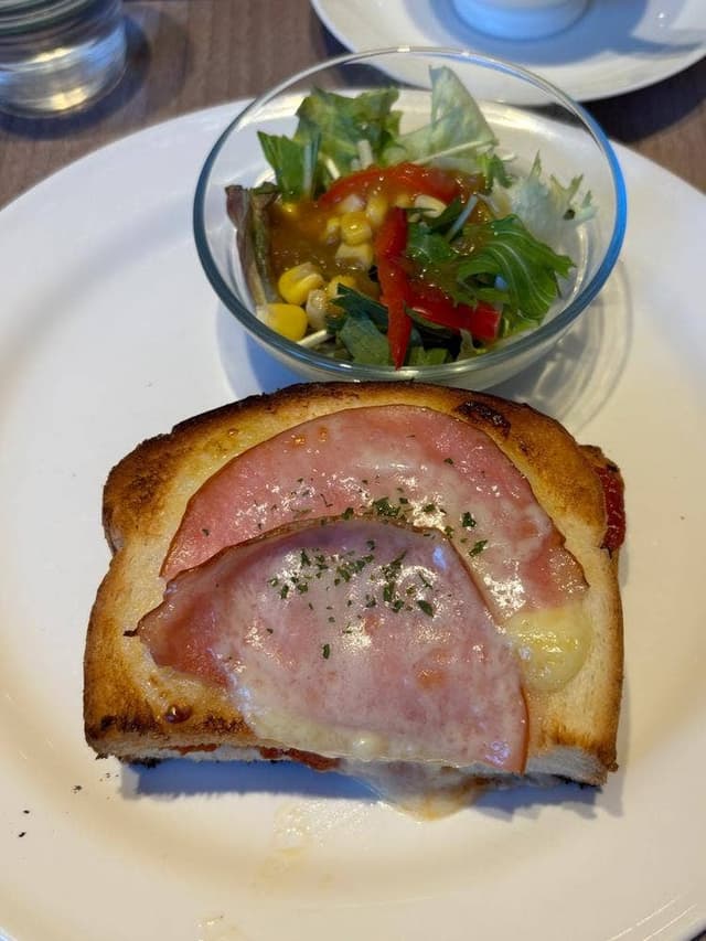 珈琲館 二子新地駅店 - サブ画像1