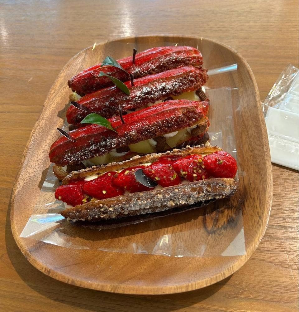 SWEETS BANK SHOP 春華堂