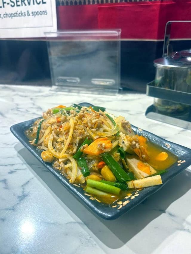 タイ屋台 ロイロイ 神戸三宮食堂 – Thai Restaurant Kobe - サブ画像2