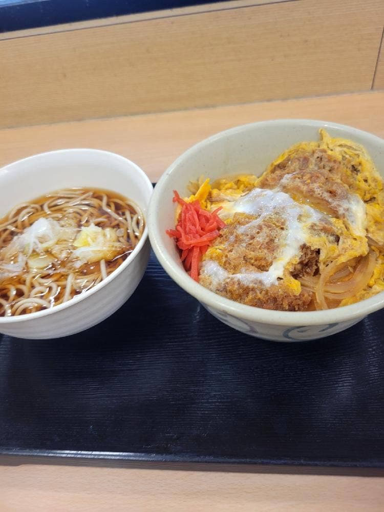 めん処 一ぷく 橋本店