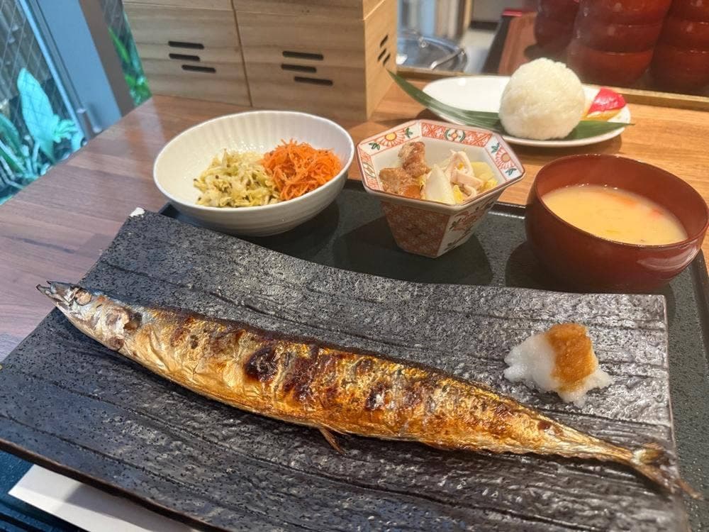 ごはん屋 たまり