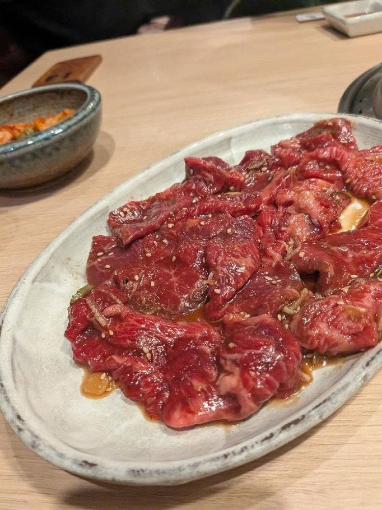 焼肉 平和園 白石店